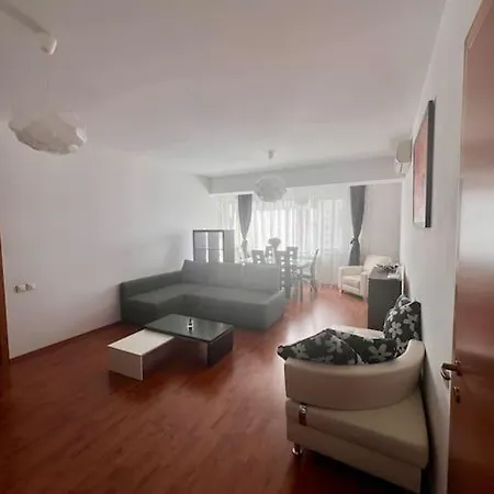 Quadra Place * Бухарест